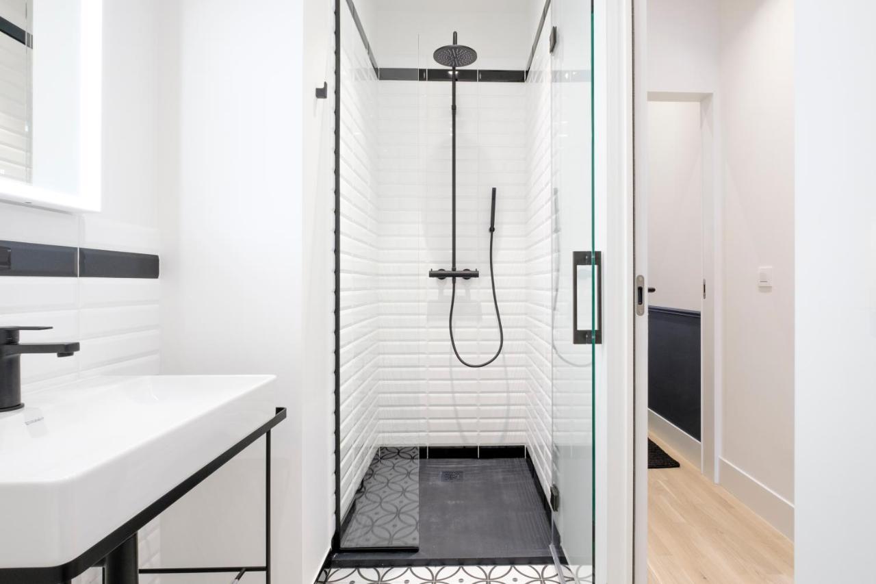 Fabulous In Chatelain Area Brussels