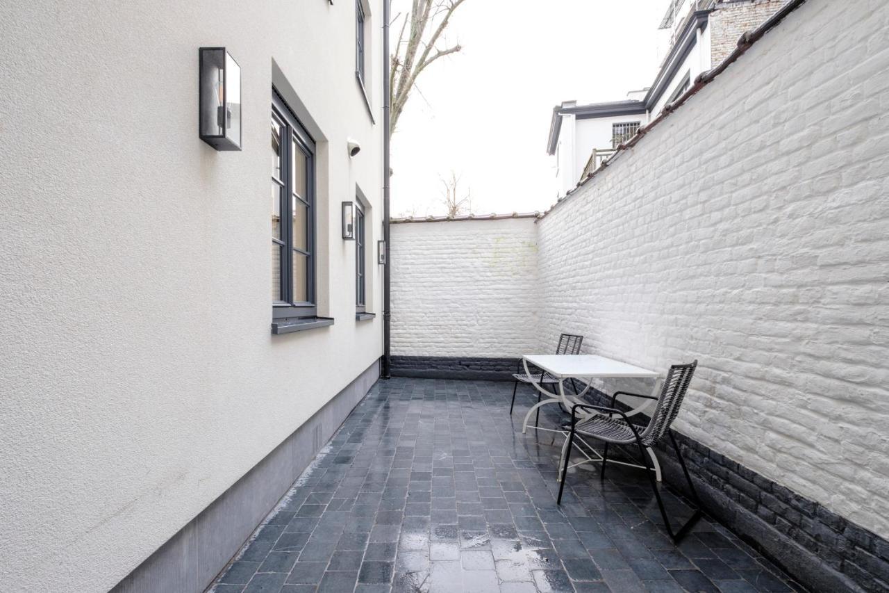 Fabulous In Chatelain Area Brussels