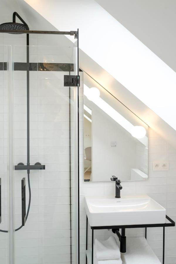 Fabulous In Chatelain Area Apartment Brussels