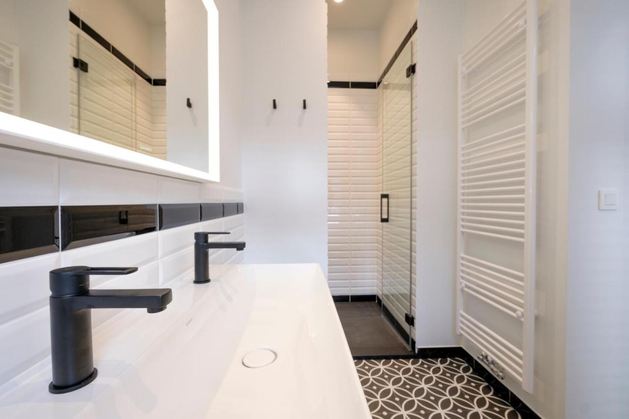 Fabulous In Chatelain Area *