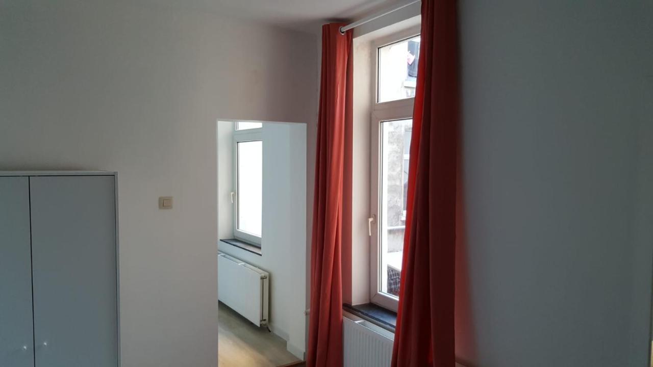 Central Yellow Apartment Apartment Brussels