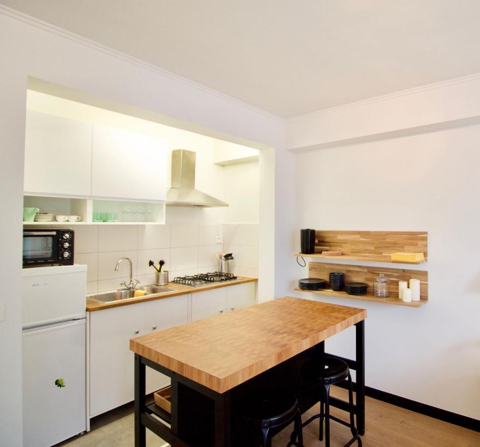 Splendid & Cosy Studio - Perfect Location 'stephanie-louise Area'