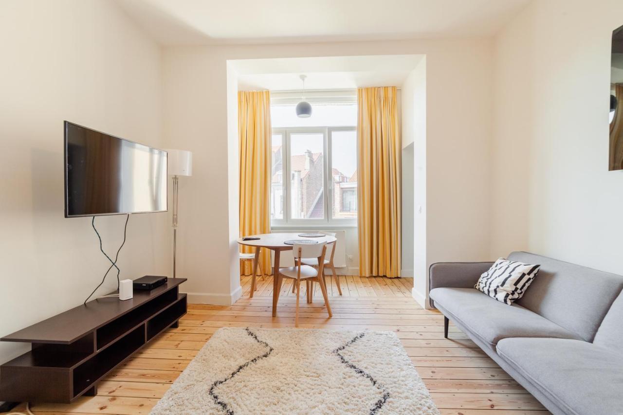 Felix Delhasse Apartment