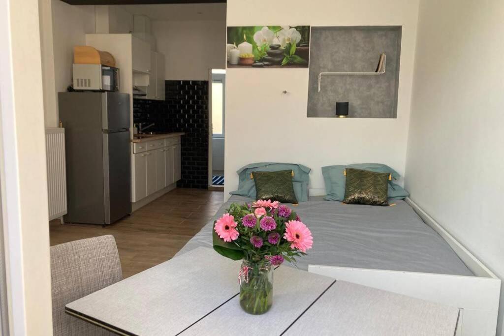 Apartamento Magnifique Au 2eme Etage, A Proximite De La Gare Du Midi! *