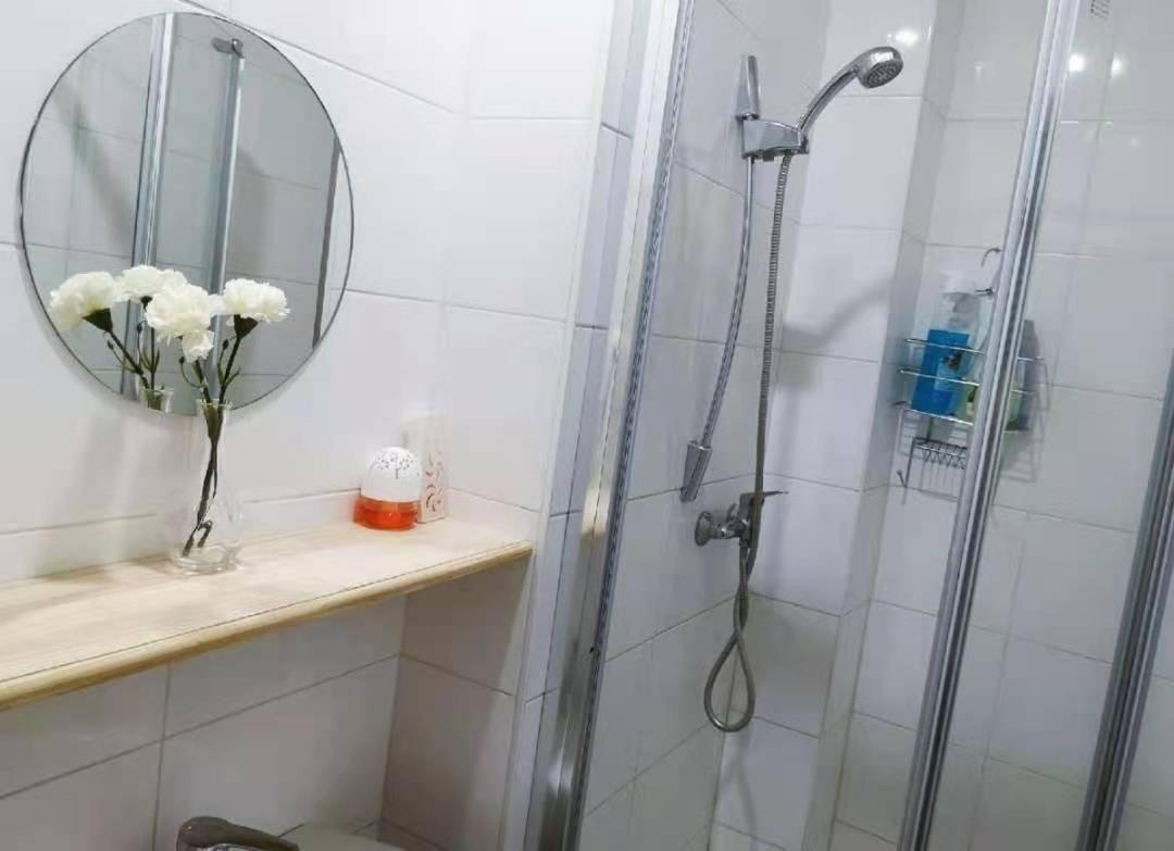 Accommodatie bij particulieren A Private With Share The Bathroom Brussel