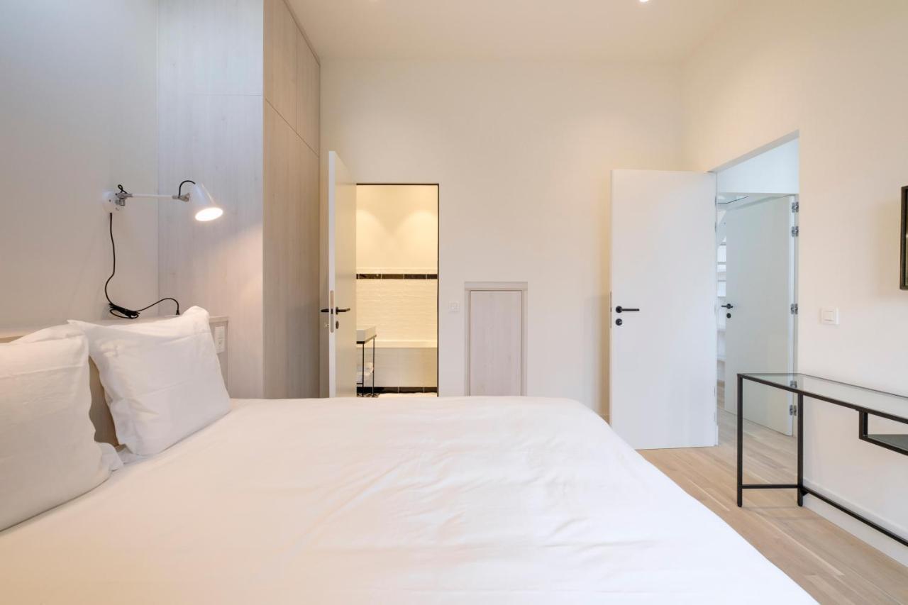 Fabulous In Chatelain Area Apartment