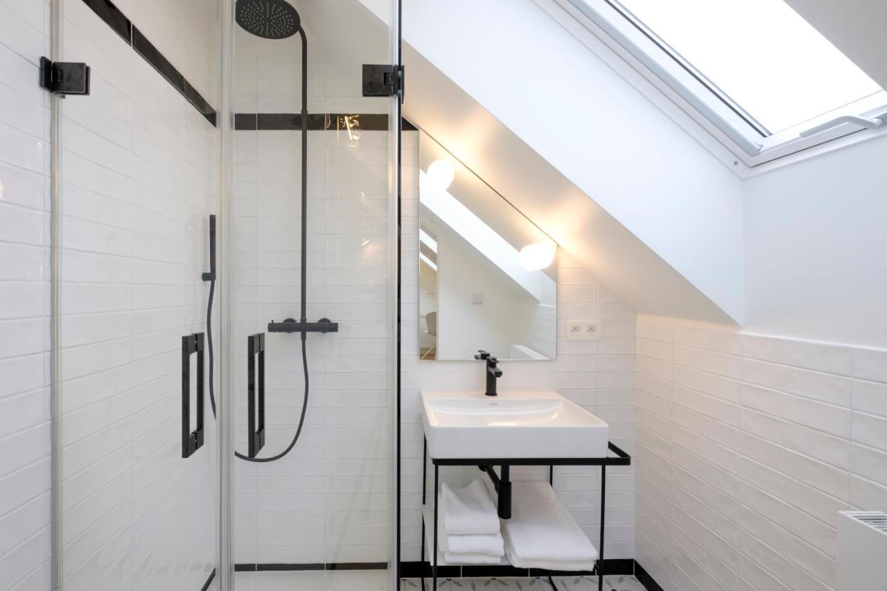 Fabulous In Chatelain Area Brussels