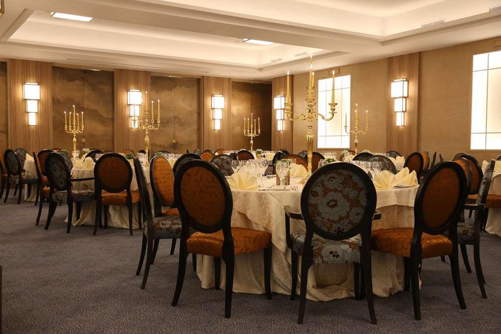 Le Plaza Hotel