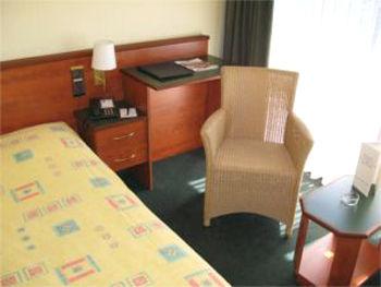 Western County House 3* Saint-Gilles