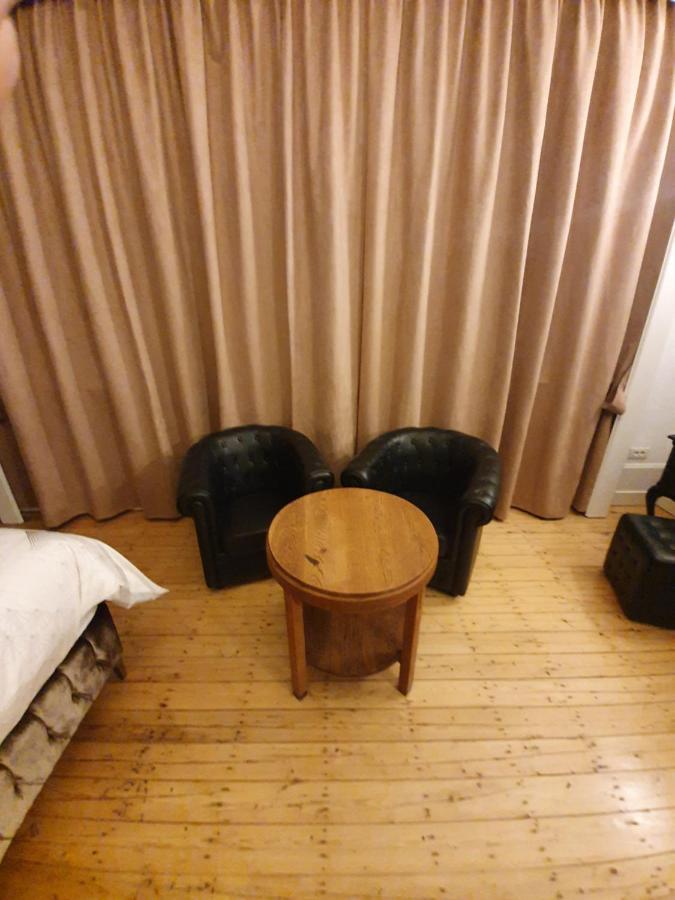 Brussels 1904 Guest house *