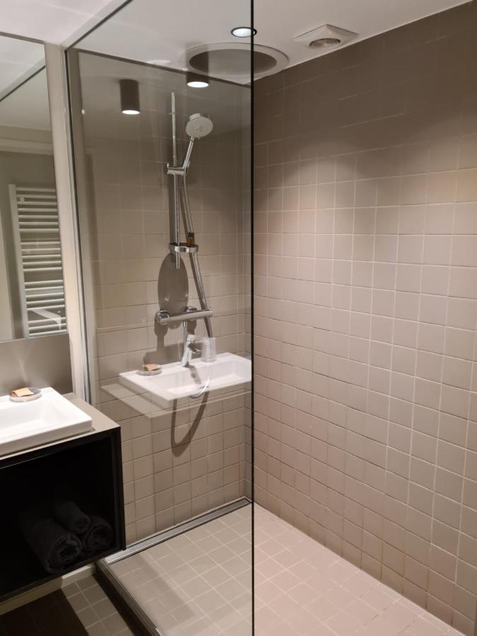 A Cote Du Cinquantenaire Bed & Breakfast 4*