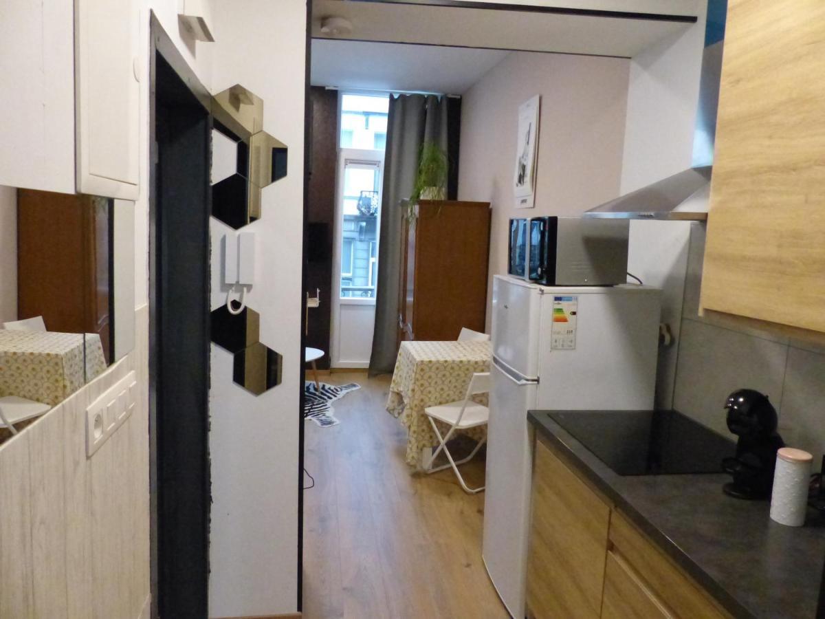 Apartment Superbe Au 1er Etage, Proche De La Gare Du Midi