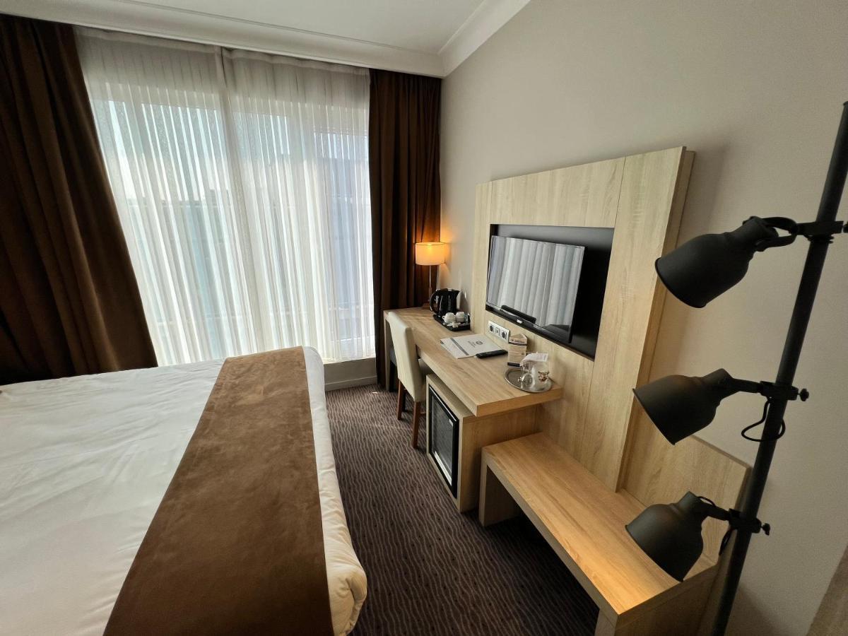 Khách sạn Western Royal Centre 3*
