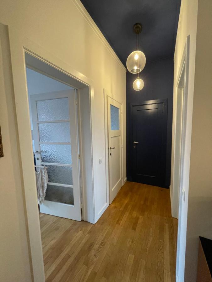Uccle: Superbe Situe A La Perfection