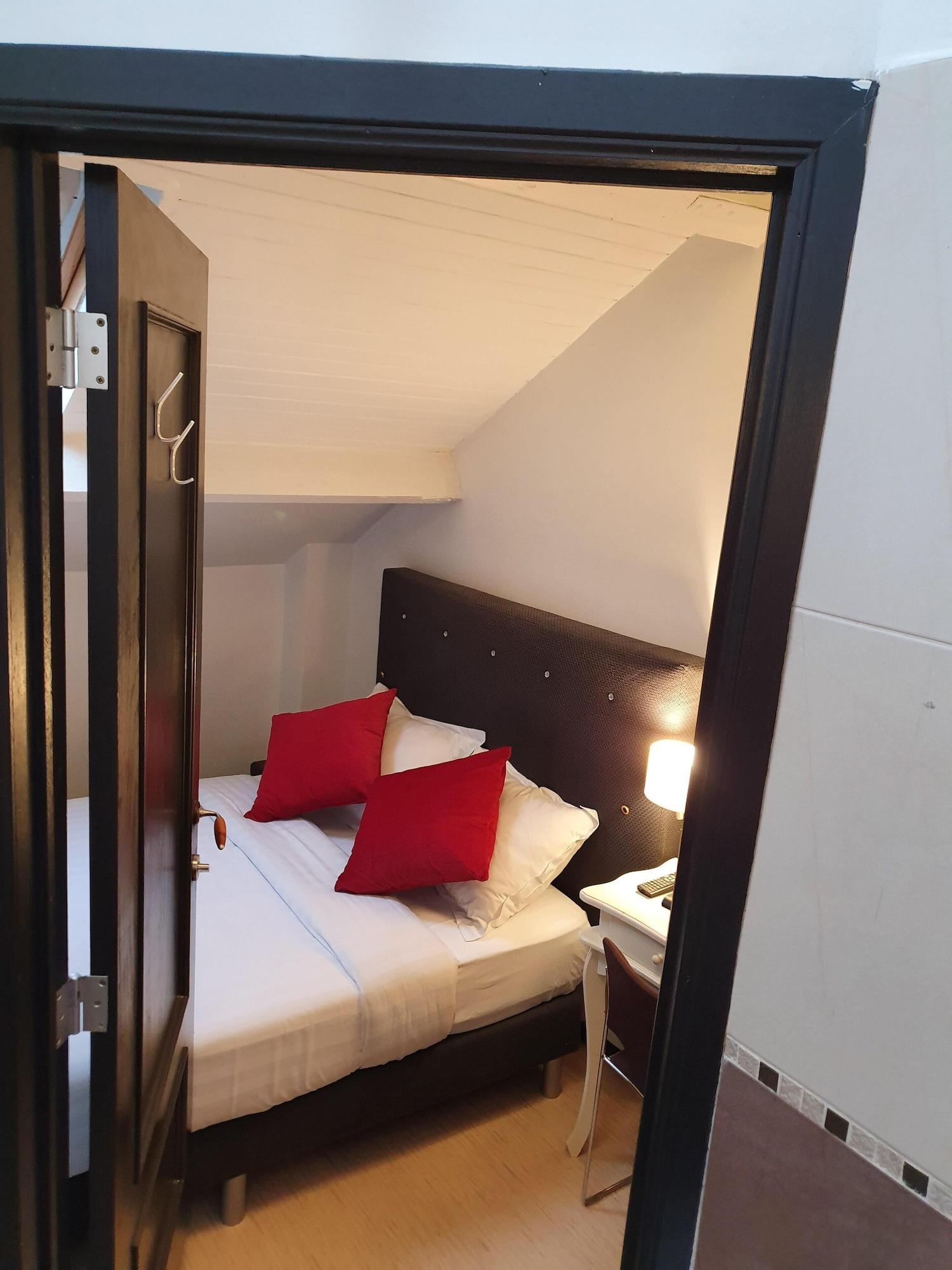Le Centenaire Brussels Expo Hotel 2*