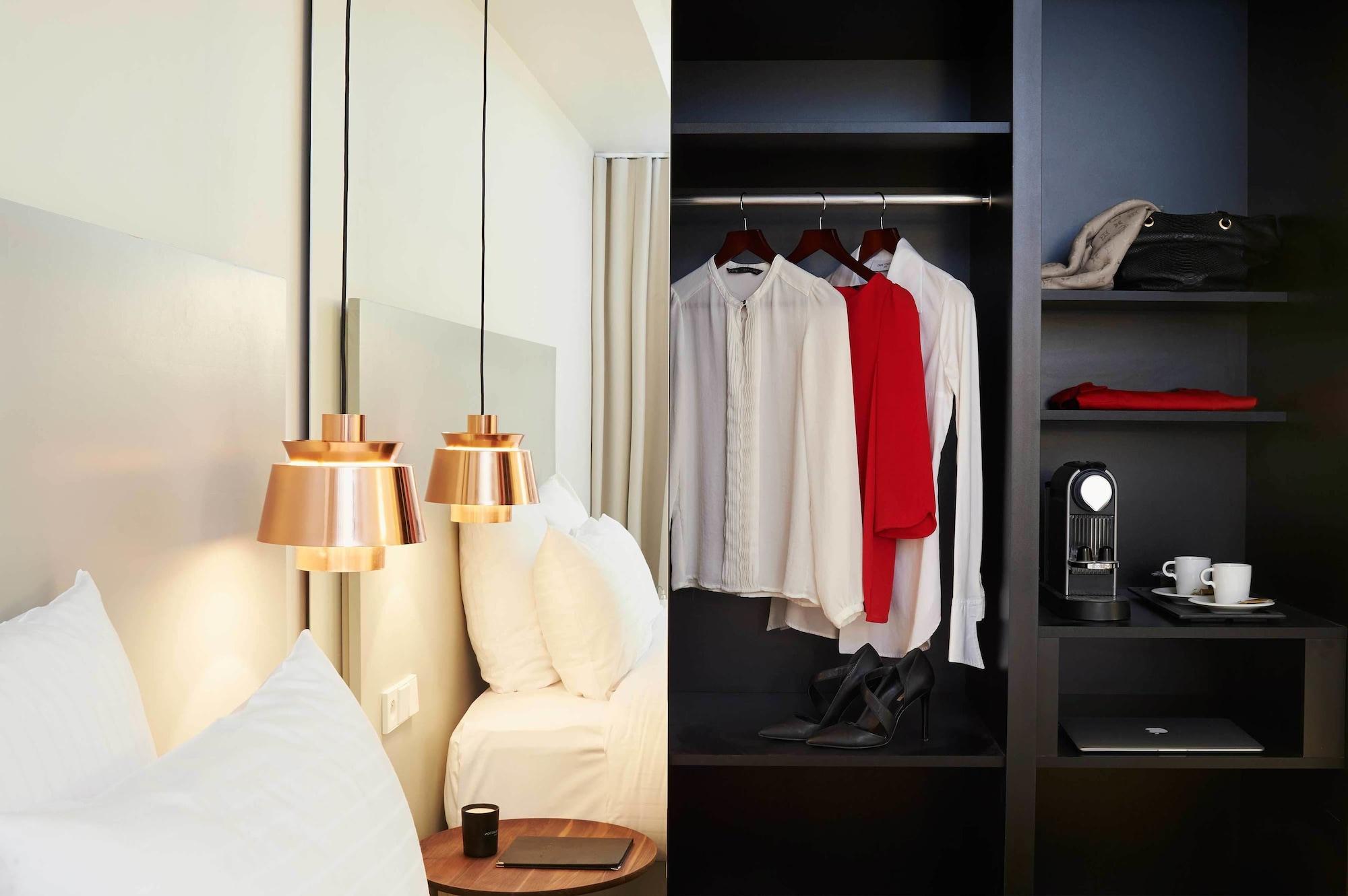 9hotel Sablon Khách sạn 4*