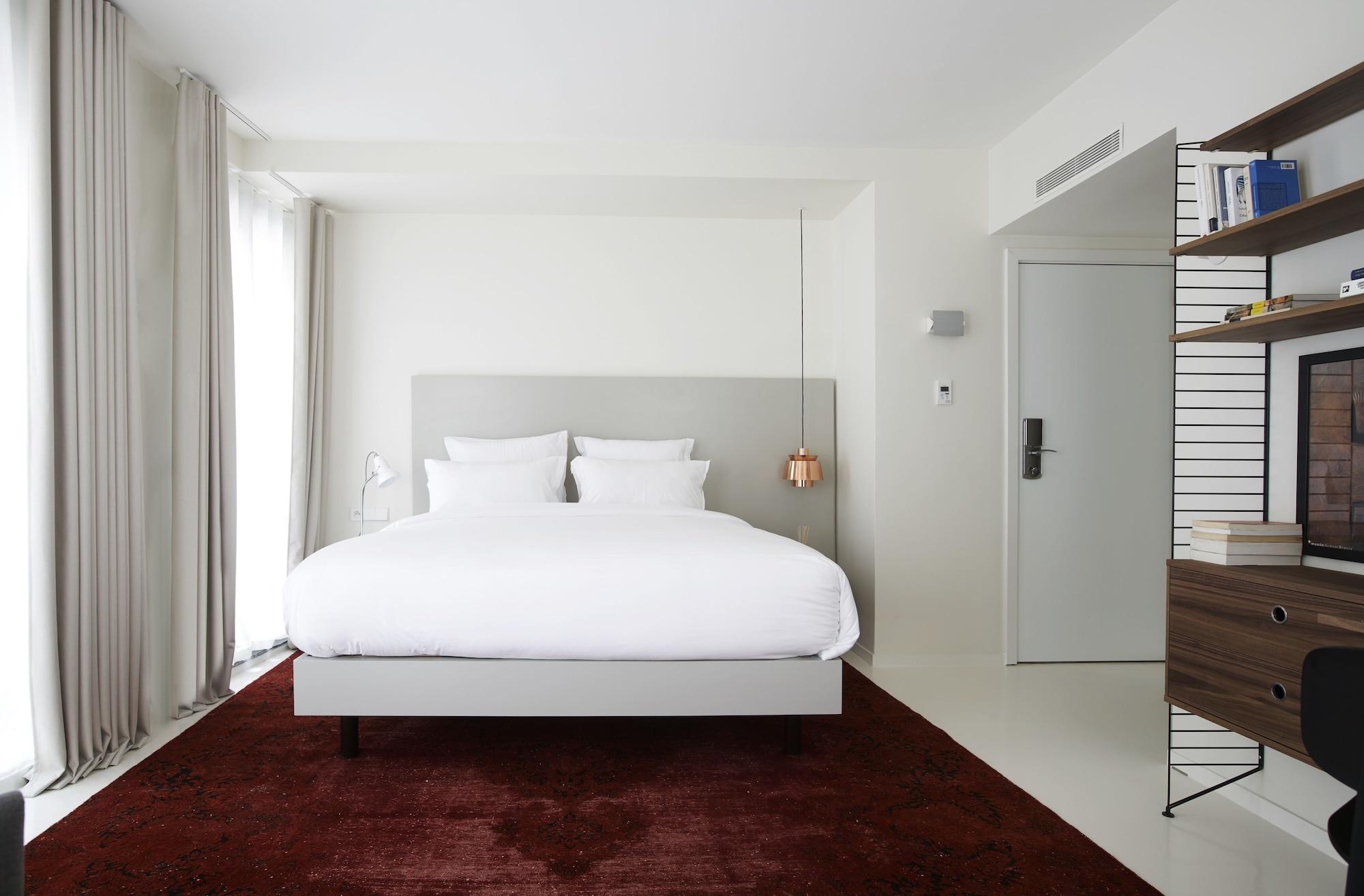 Khách sạn 9hotel Sablon 4*