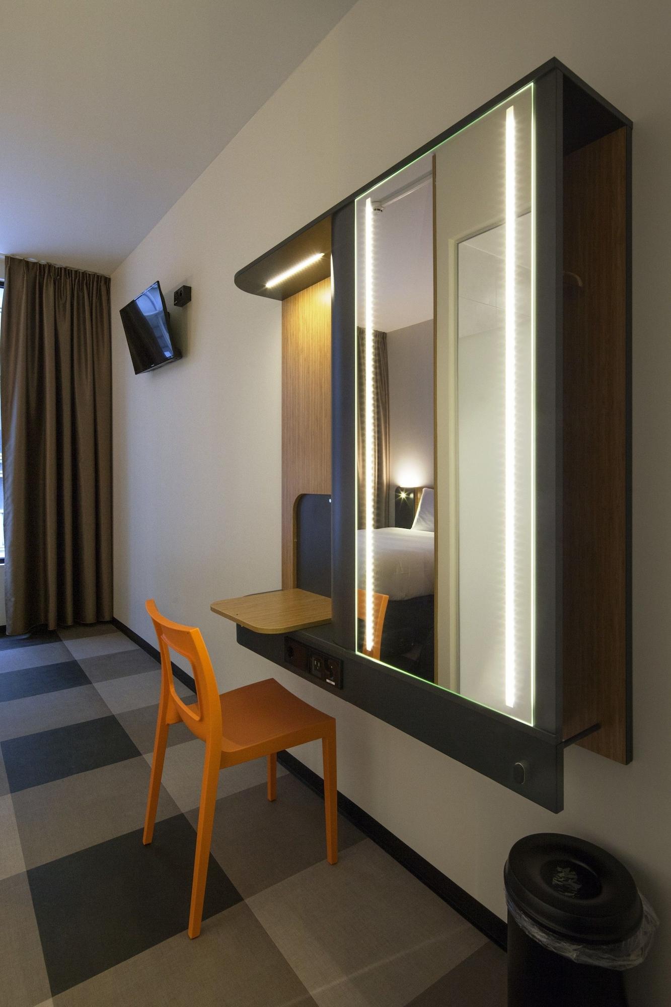Khách sạn Easyhotel Centre Brussels