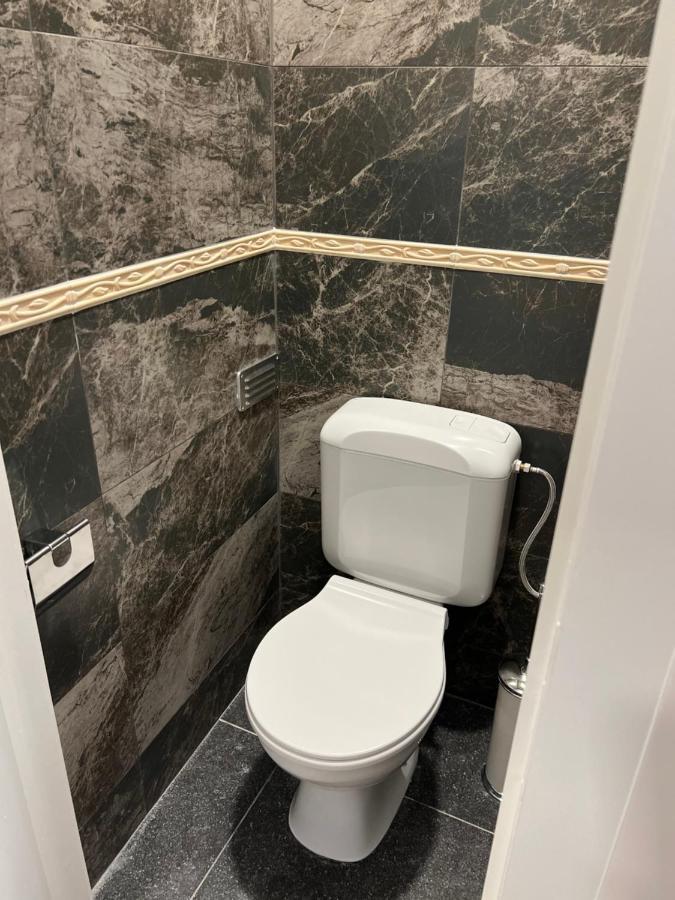 Cosy With Canal View Brussels