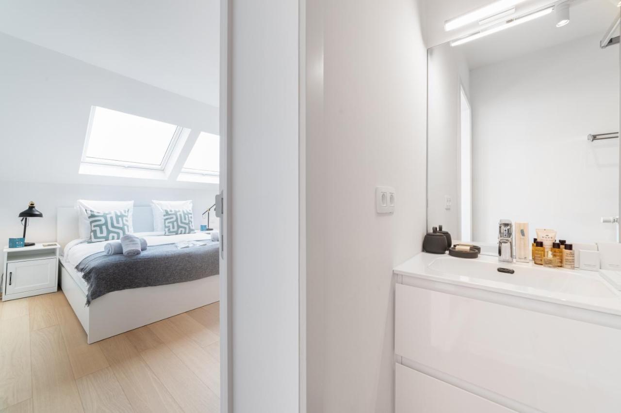 Sweett - Moliere Apartment