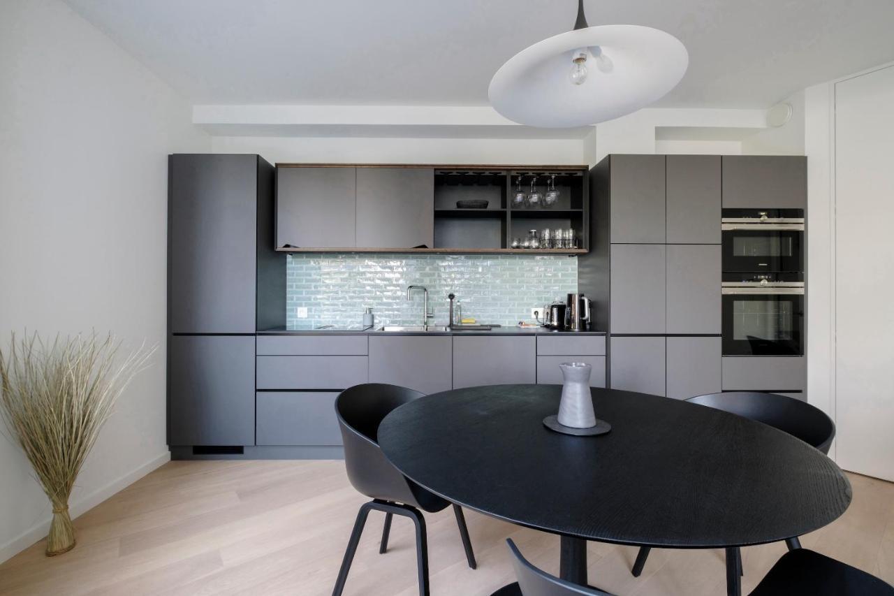 1 Bedroom With Balcony Avenue Louise Apartment
