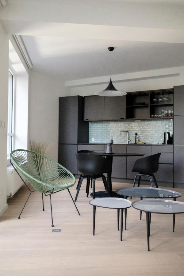 Apartment 1 Bedroom With Balcony Avenue Louise Brussels
