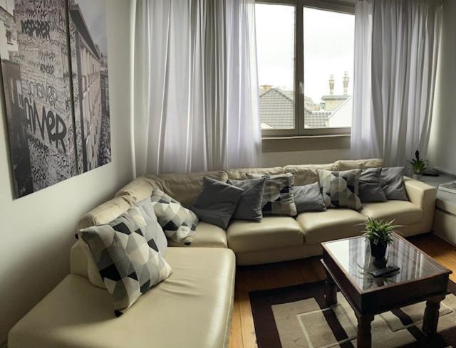 Duplex Dernier Etage Avec Terasse A Deux Pas De La Grand Place Apartamento *