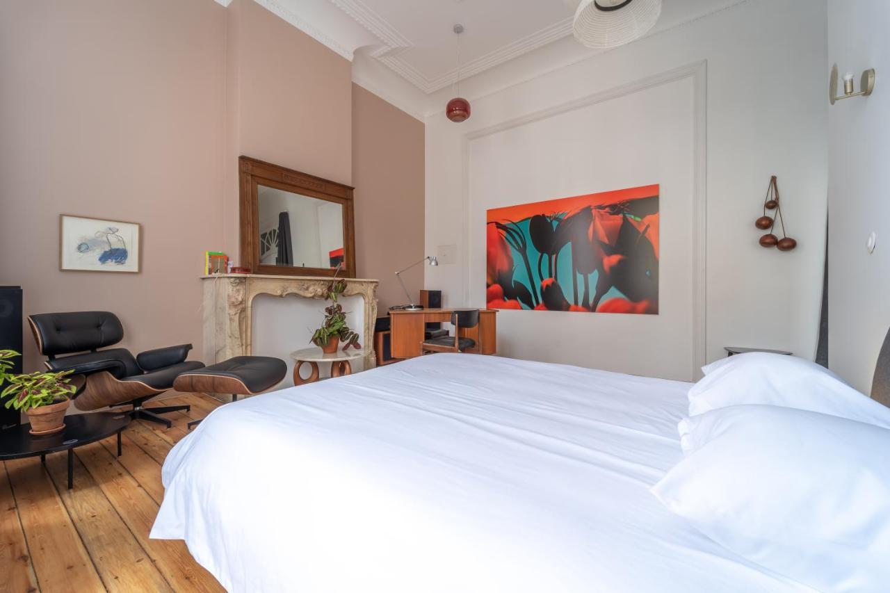 Guest house La Belgica Near Tour And Taxi *