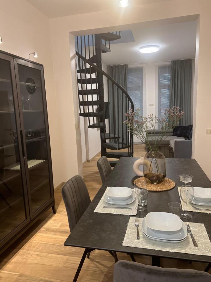 Exclusive Two-level With Private Terrace On The Canal Apartment Brüssel