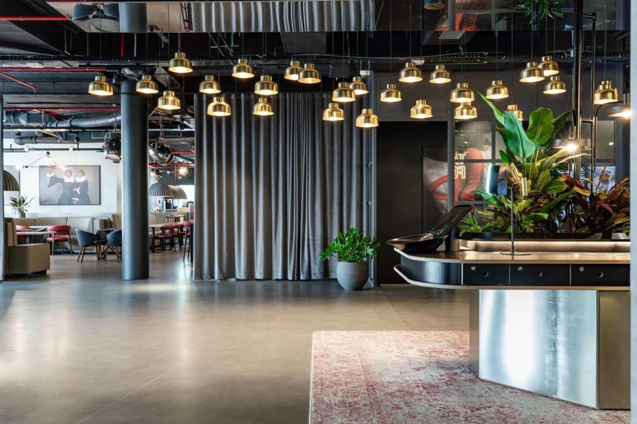 Radisson Red Khách sạn Brussels