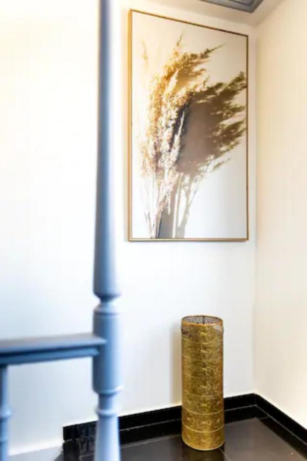 Manoir Bel Horizon Avec Grand Jardin Et Parking Prive Nhà nghỉ Brussels
