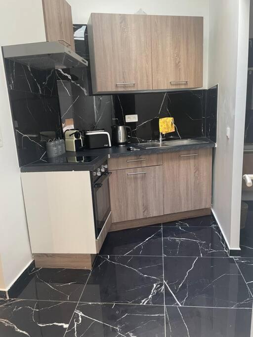 Anderlecht :superbe Duplex Cosy Apartment Brussels