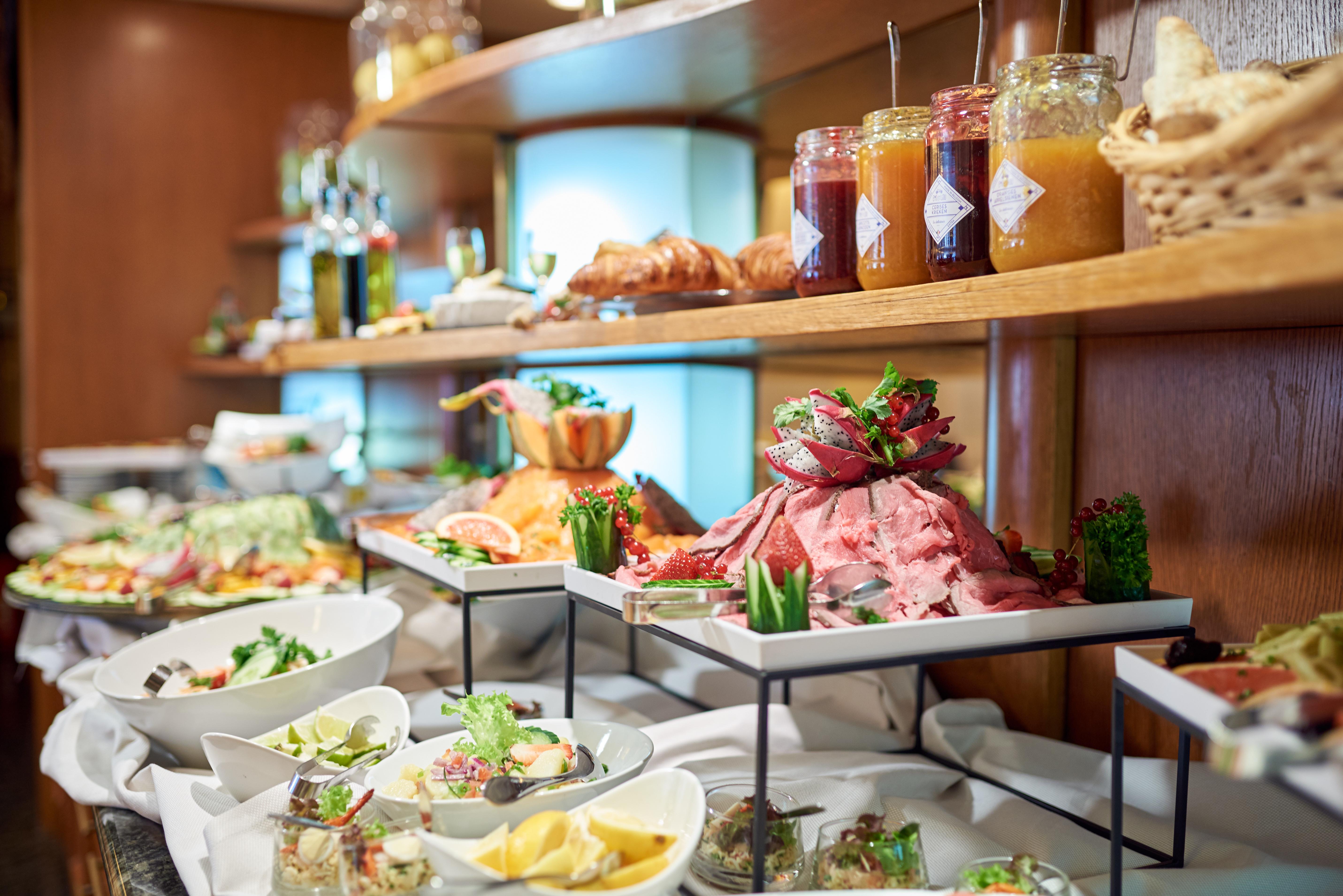 Hotel Le Chatelain 5*