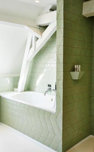 Des Galeries Hotel 4*