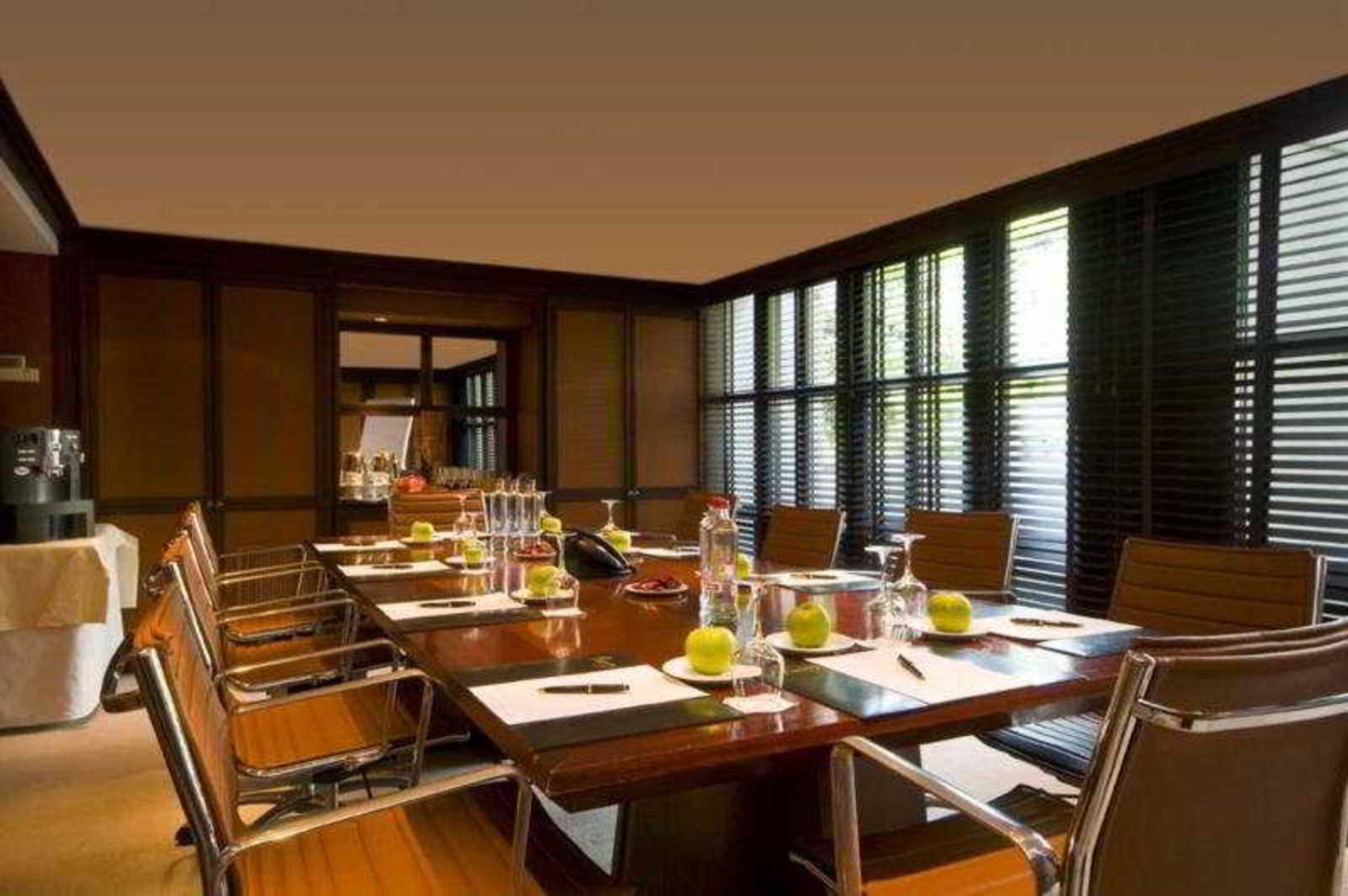 Barsey By Warwick Hotel