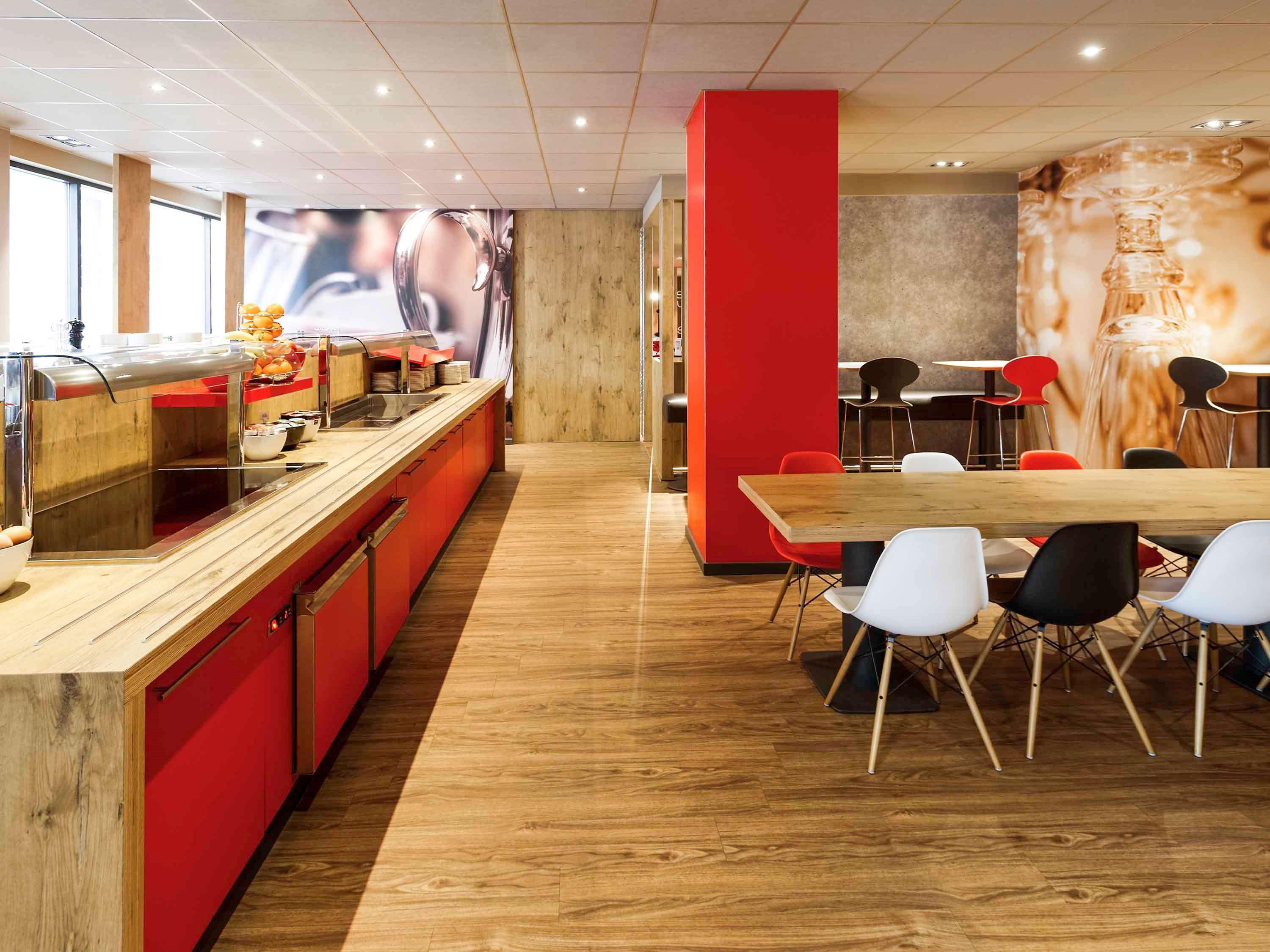 Hotel Ibis Centre 3*