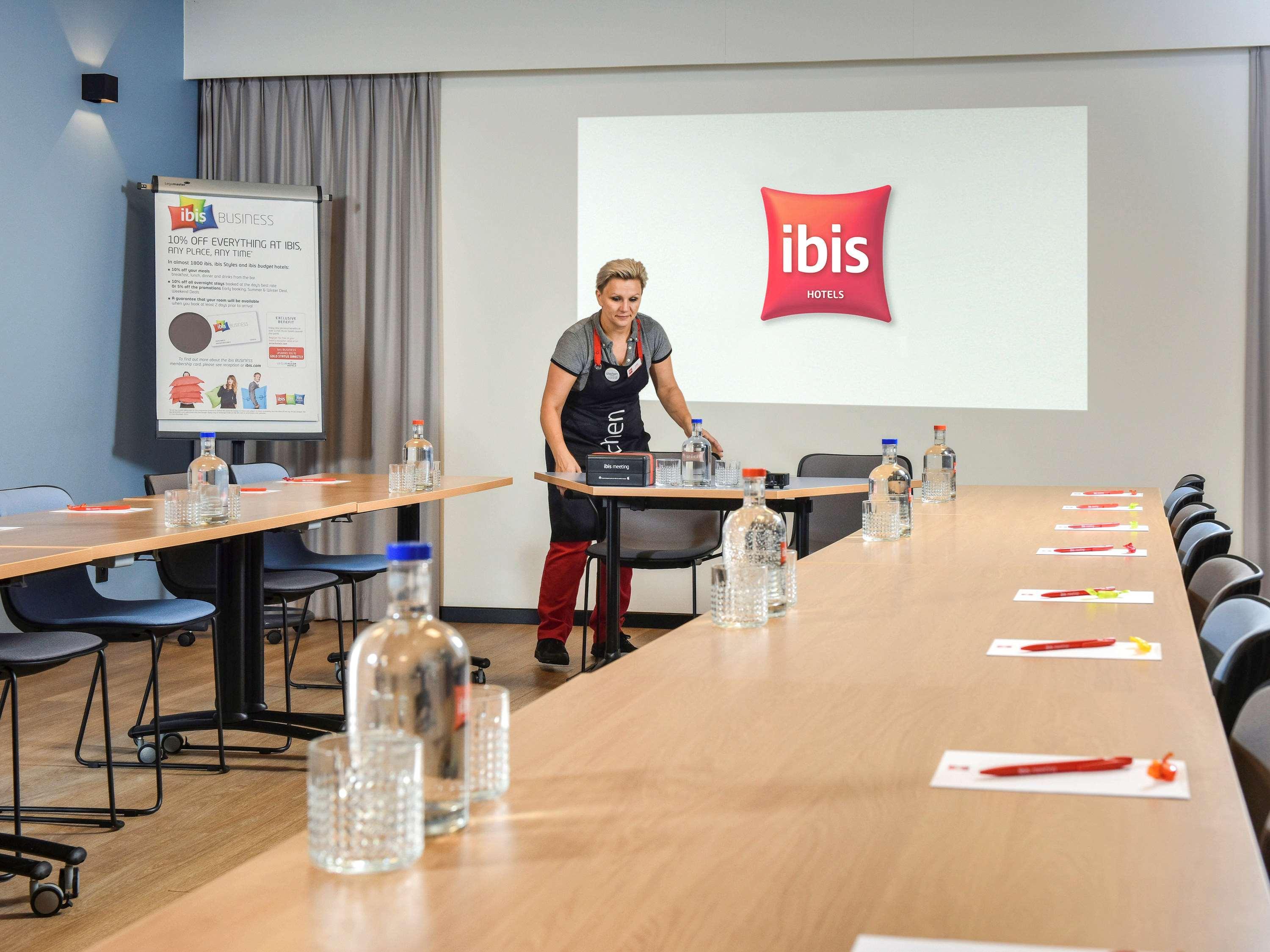 Ibis Brussels Erasmus Hotel 3*
