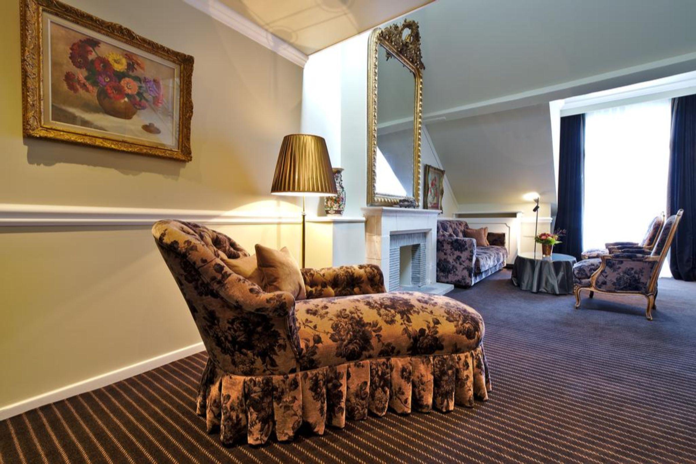Manos Premier Hotel