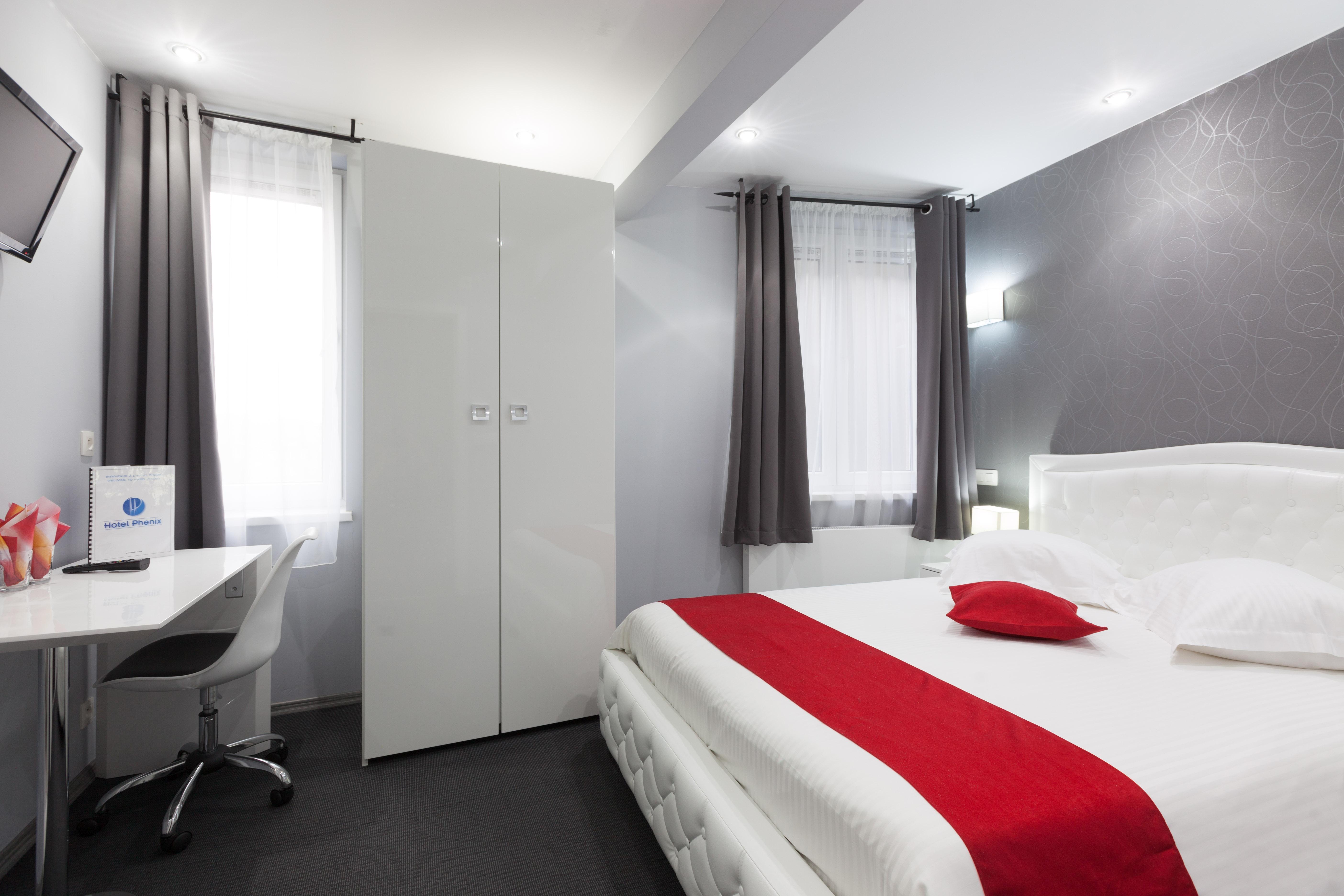 Hotel Phenix 3*