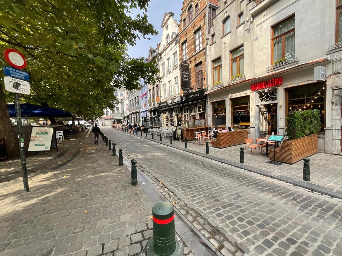 St Catherine - Sweet - Bxl - With View Apartment