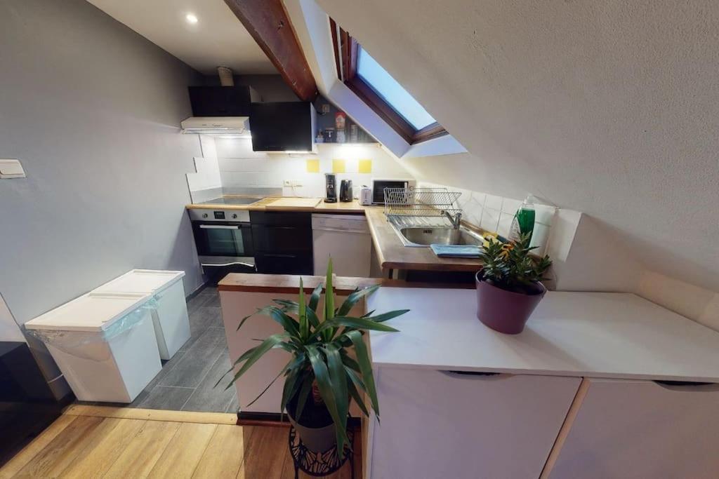 2 Bedroom With A Rooftop Terrace On 3rd Floor Apartment