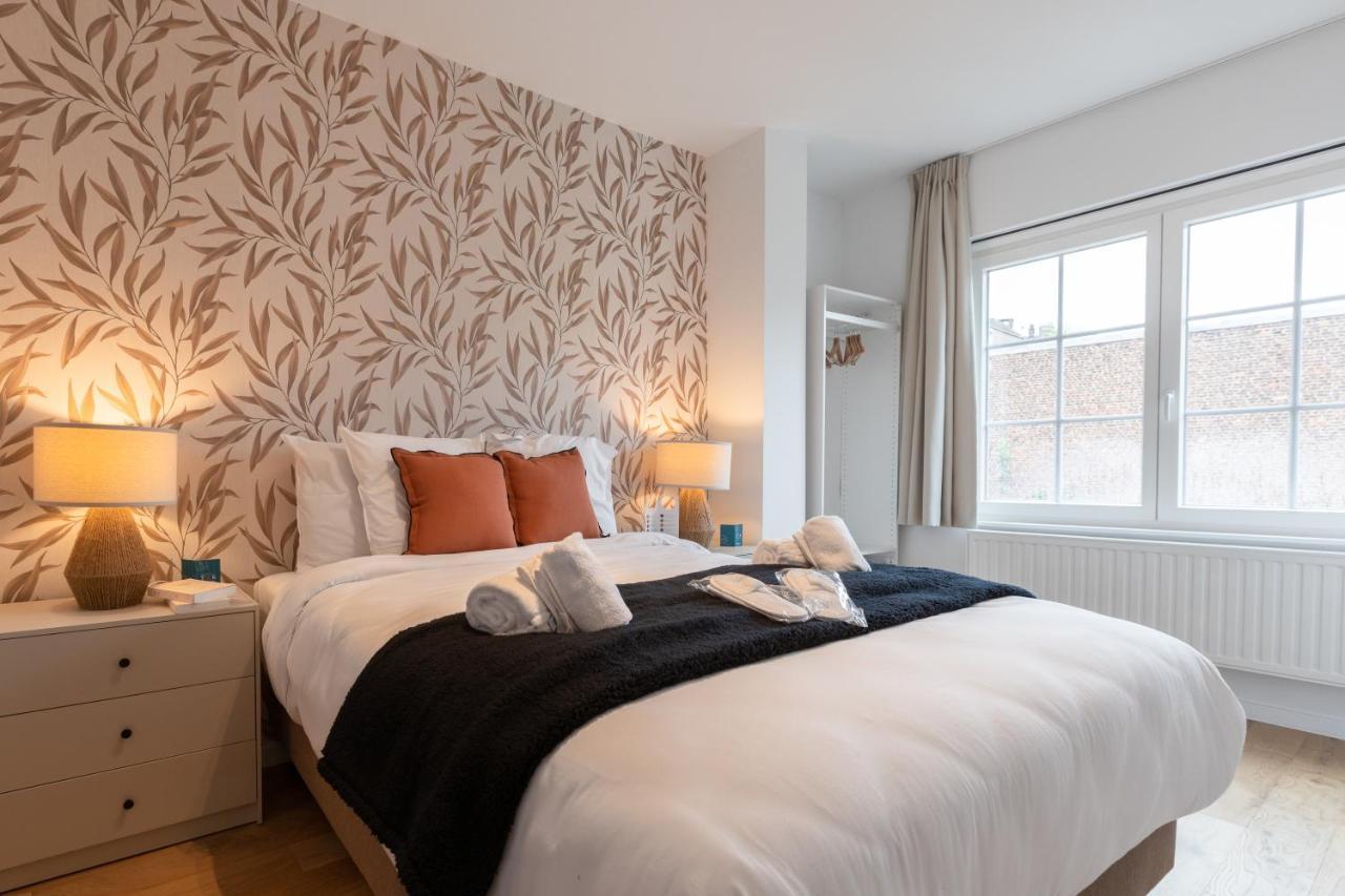 Apartment Sweet - Automne