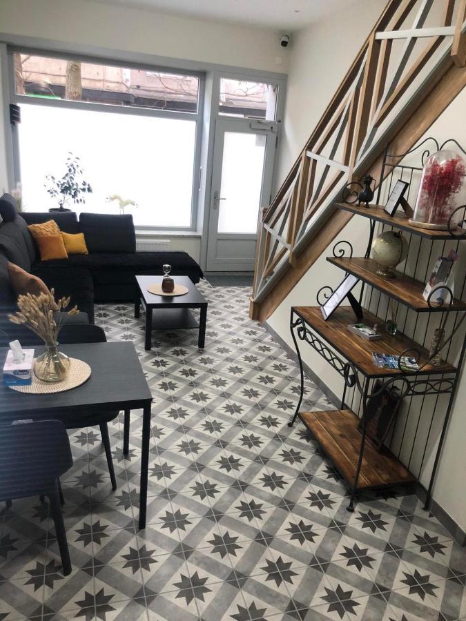 Au Marolles Atomium Brussels