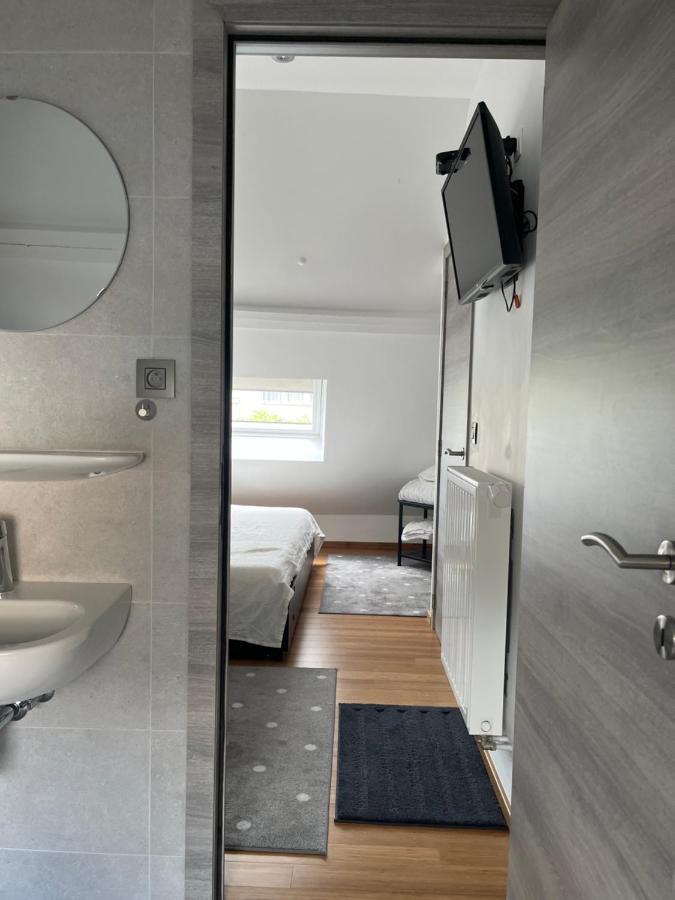 Au Marolles Atomium * Brussels