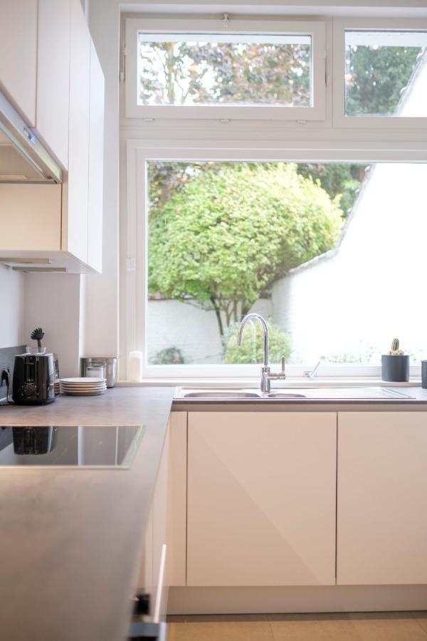 Superb 1 Bedroom With Garden At Chatelain Apartment