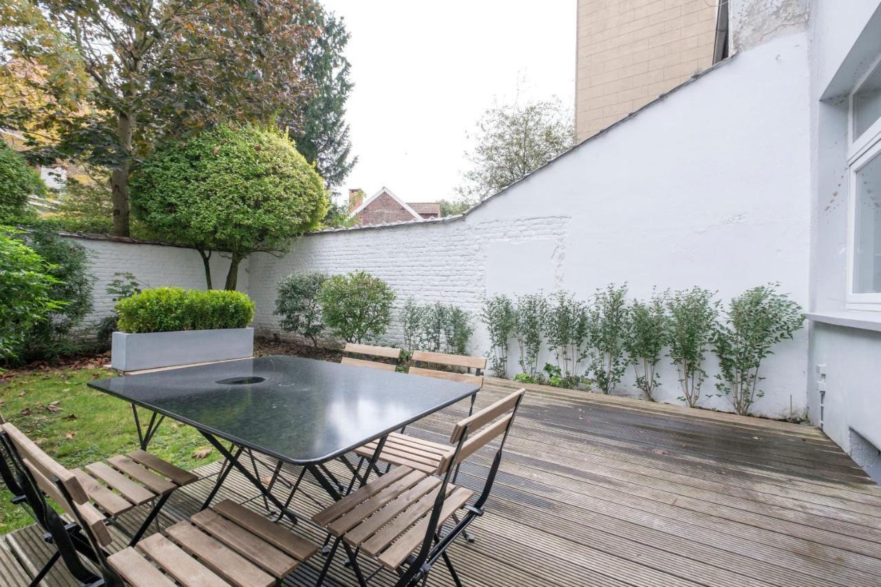 Superb 1 Bedroom With Garden At Chatelain Apartment