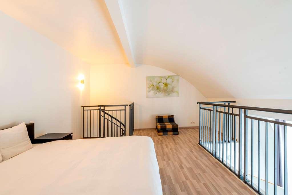 Hotel Beverly Hills Saint-Gilles
