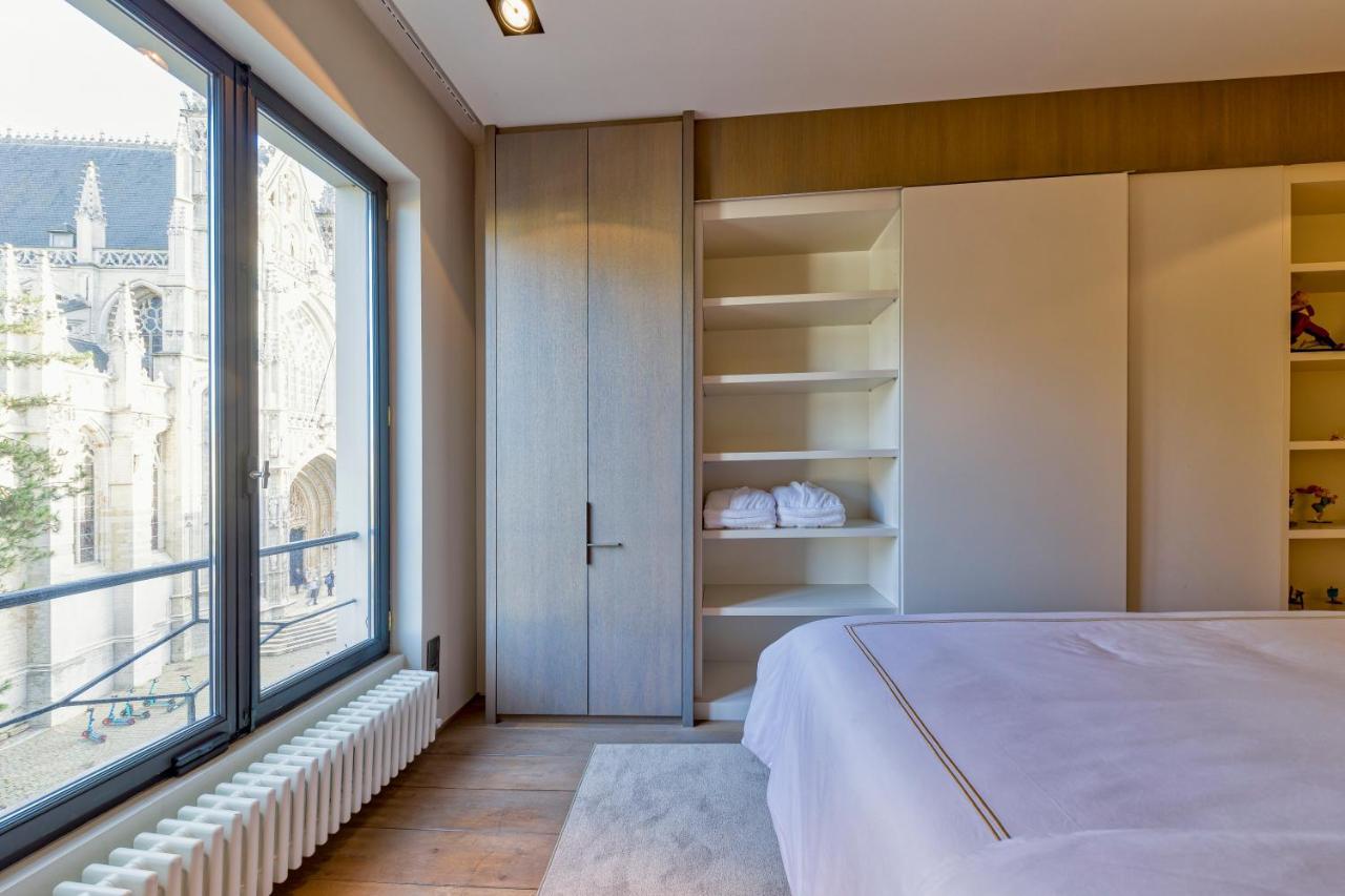 Luxurious On Place Du Grand Sablon 300m2