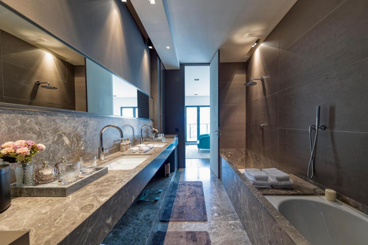Luxurious On Place Du Grand Sablon 300m2 Appartement Brussel