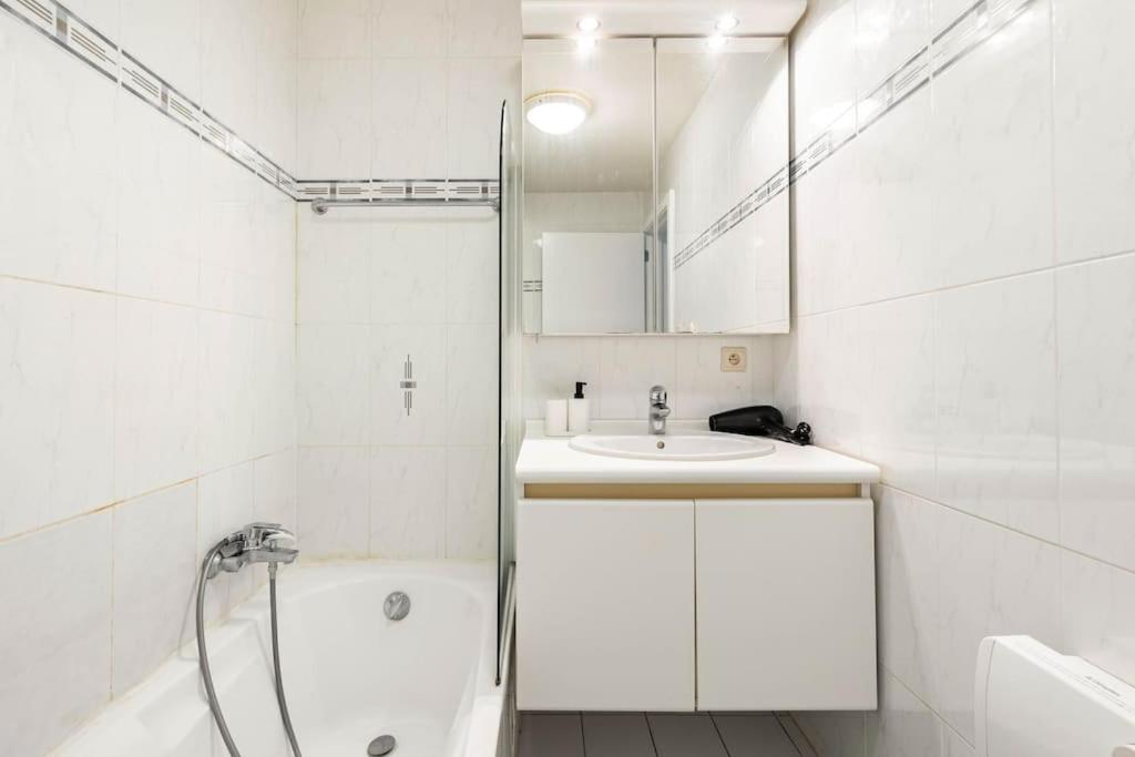 Beautiful 1br/1bar In E.u. District *